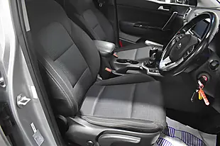 Used 2019 Kia Sportage Ecodynamics+ 2 Silver - Interior and Exterior details 10