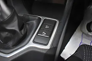 Used 2019 Kia Sportage Ecodynamics+ 2 Silver - Interior and Exterior details 15