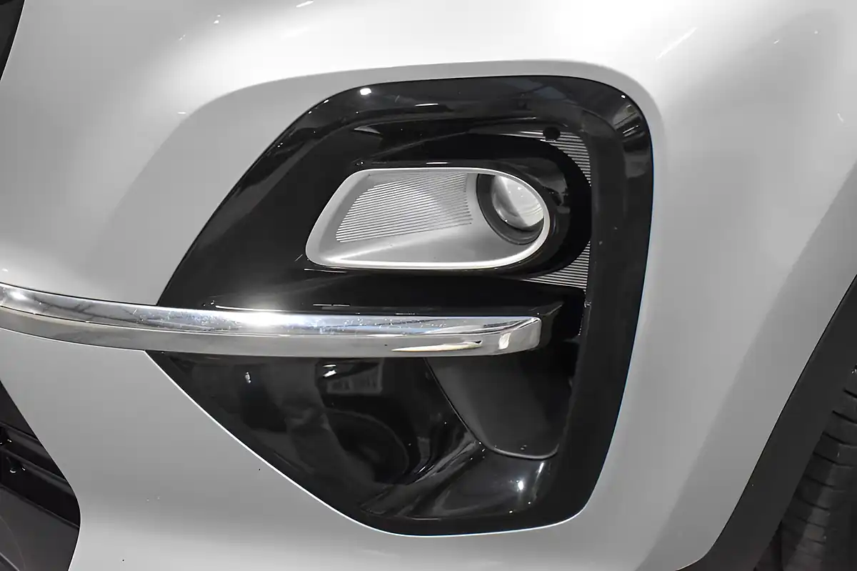 Used 2019 Kia Sportage Ecodynamics+ 2 Silver - Interior and Exterior details 16