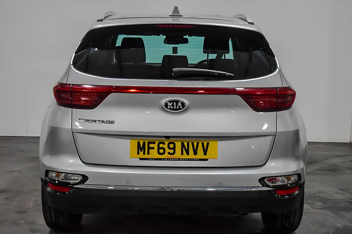 Used 2019 Kia Sportage Ecodynamics+ 2 Silver - Interior and Exterior details 7