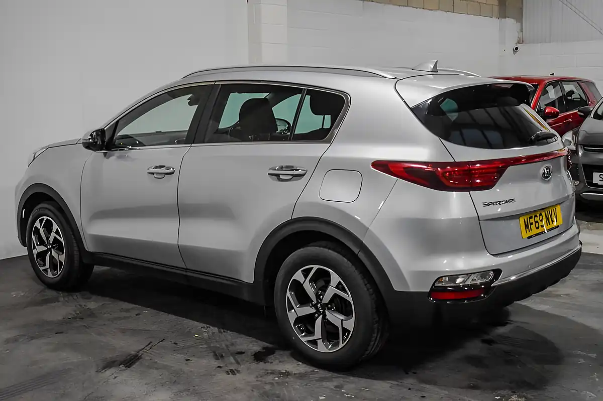 Used 2019 Kia Sportage Ecodynamics+ 2 Silver - Interior and Exterior details 8