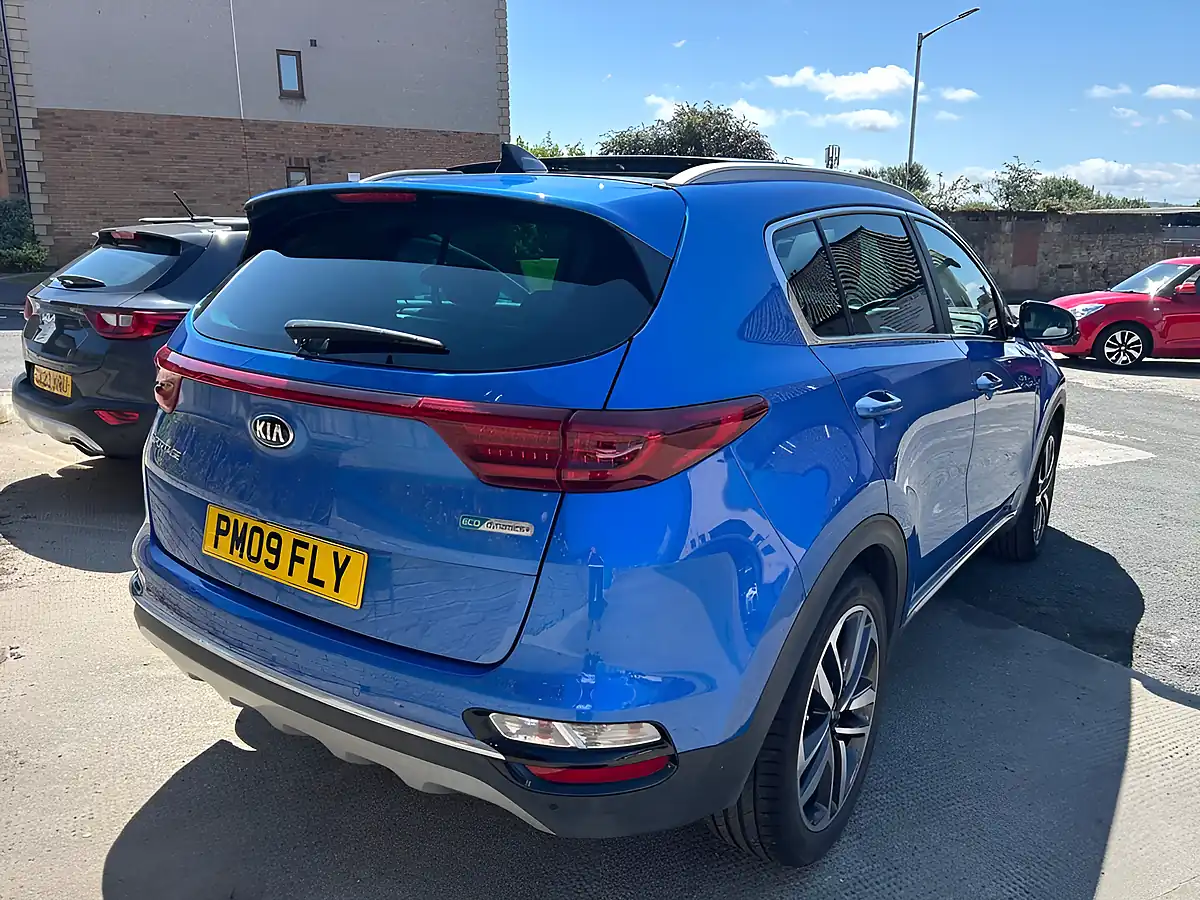 Used 2019 Kia Sportage Ecodynamics+ Blue - Interior and Exterior details 5