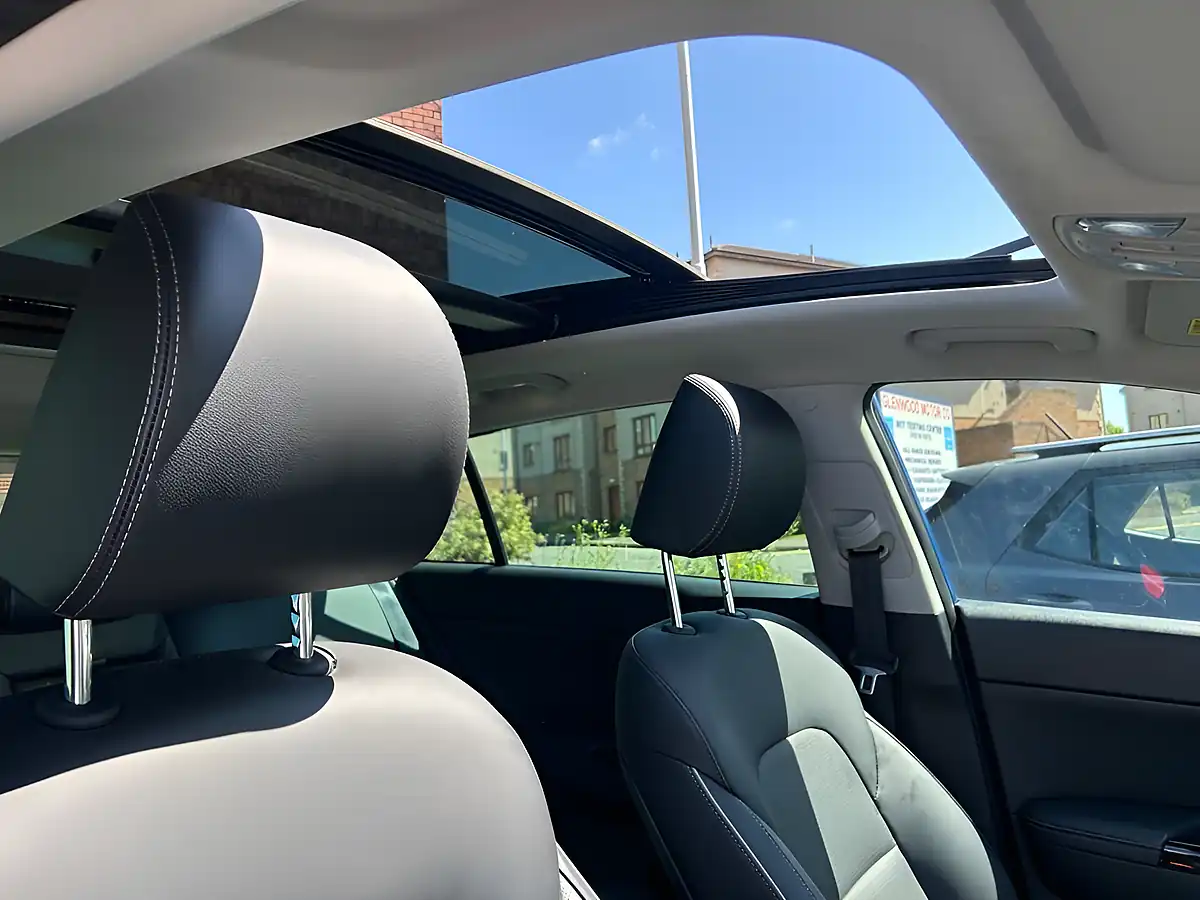 Used 2019 Kia Sportage Ecodynamics+ Blue - Interior and Exterior details 6