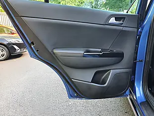 Used 2019 Kia Sportage Ecodynamics+ Blue - Interior and Exterior details 13