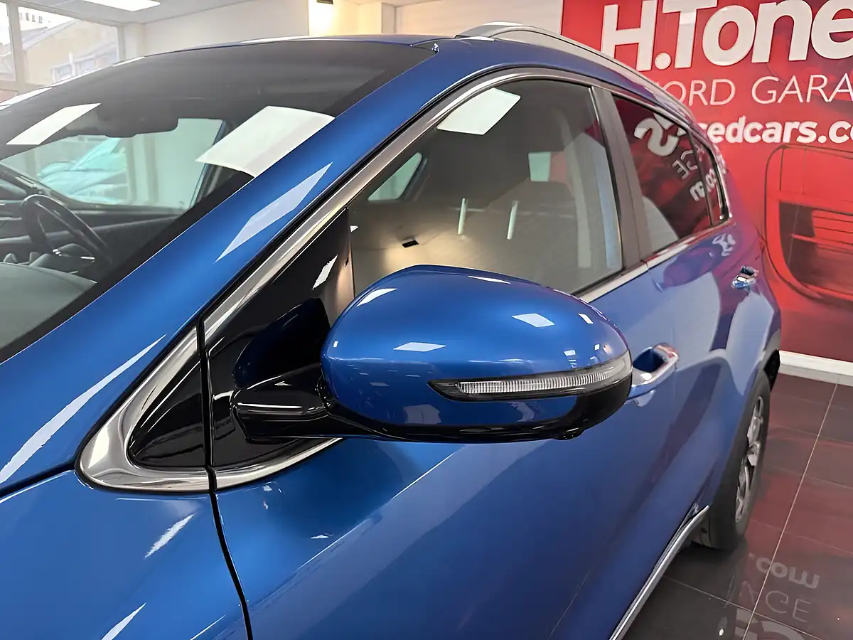 Used 2019 Kia Sportage Edition 25 Blue - Interior and Exterior details 12