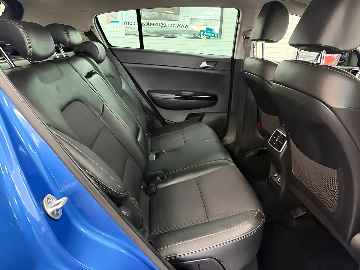 Used 2019 Kia Sportage Edition 25 Blue - Interior and Exterior details 5