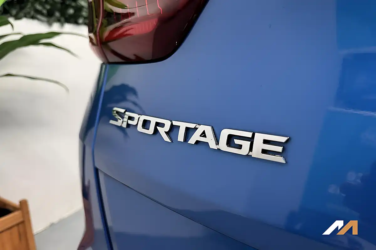 Used 2019 Kia Sportage Edition 25 Blue - Interior and Exterior details 16