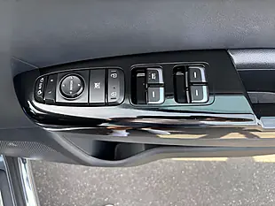 Used 2019 Kia Sportage Edition 25 Grey - Interior and Exterior details 11