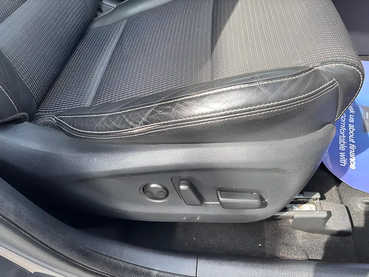 Used 2019 Kia Sportage Edition 25 Grey - Interior and Exterior details 16
