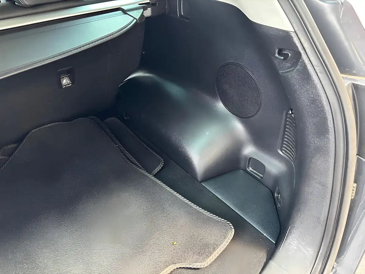 Used 2019 Kia Sportage Edition 25 Grey - Interior and Exterior details 18