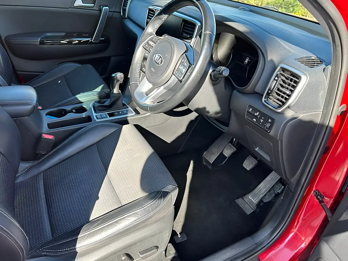 Used 2019 Kia Sportage Edition 25 Red - Interior and Exterior details 8