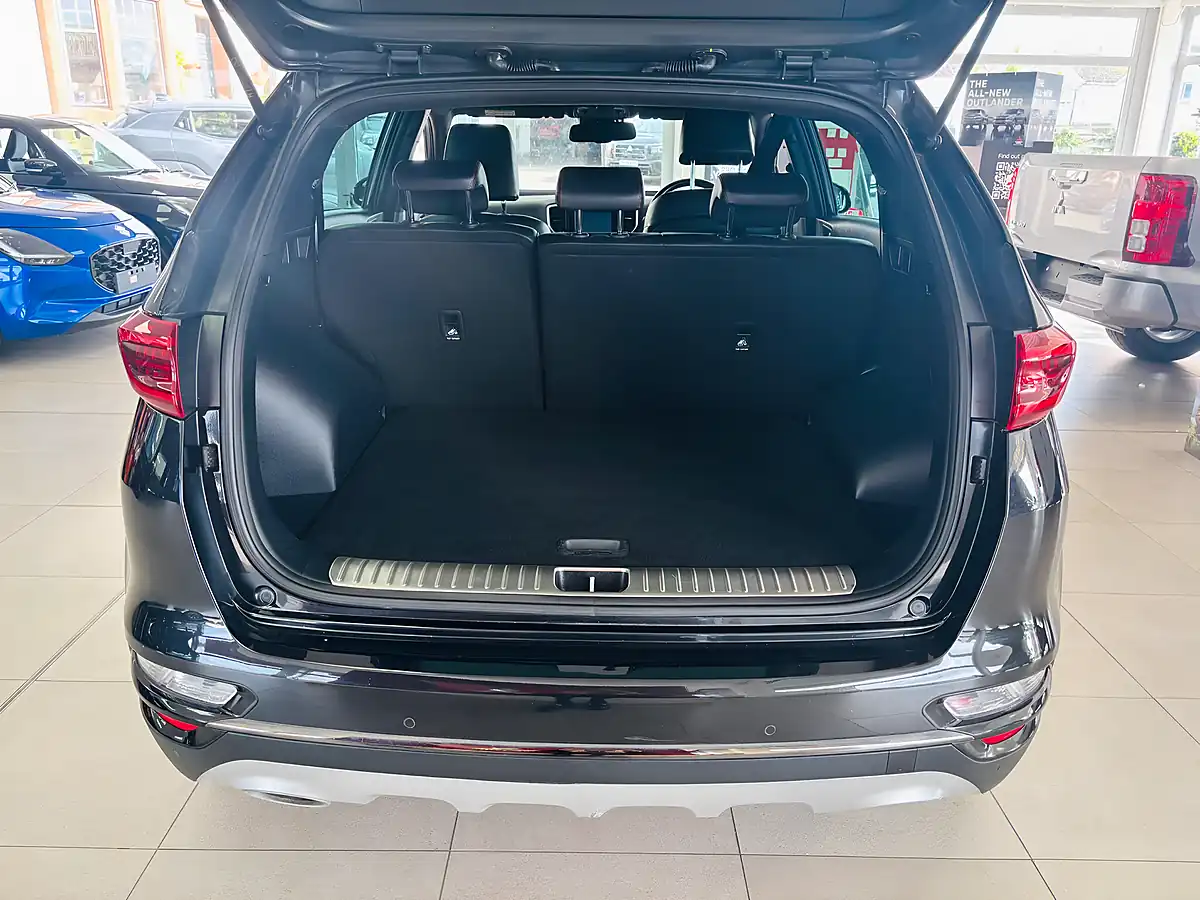 Used 2019 Kia Sportage GT-Line Black - Interior and Exterior details 13