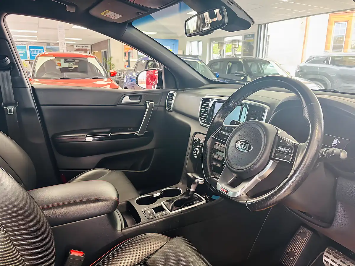 Used 2019 Kia Sportage GT-Line Black - Interior and Exterior details 17