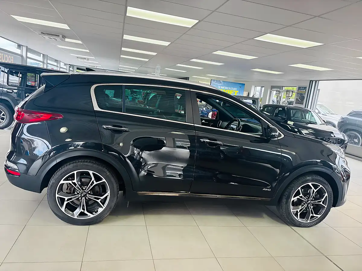 Used 2019 Kia Sportage GT-Line Black - Interior and Exterior details 8