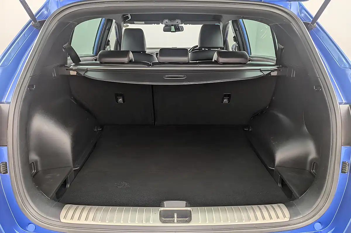 Used 2019 Kia Sportage GT-Line Blue - Interior and Exterior details 11