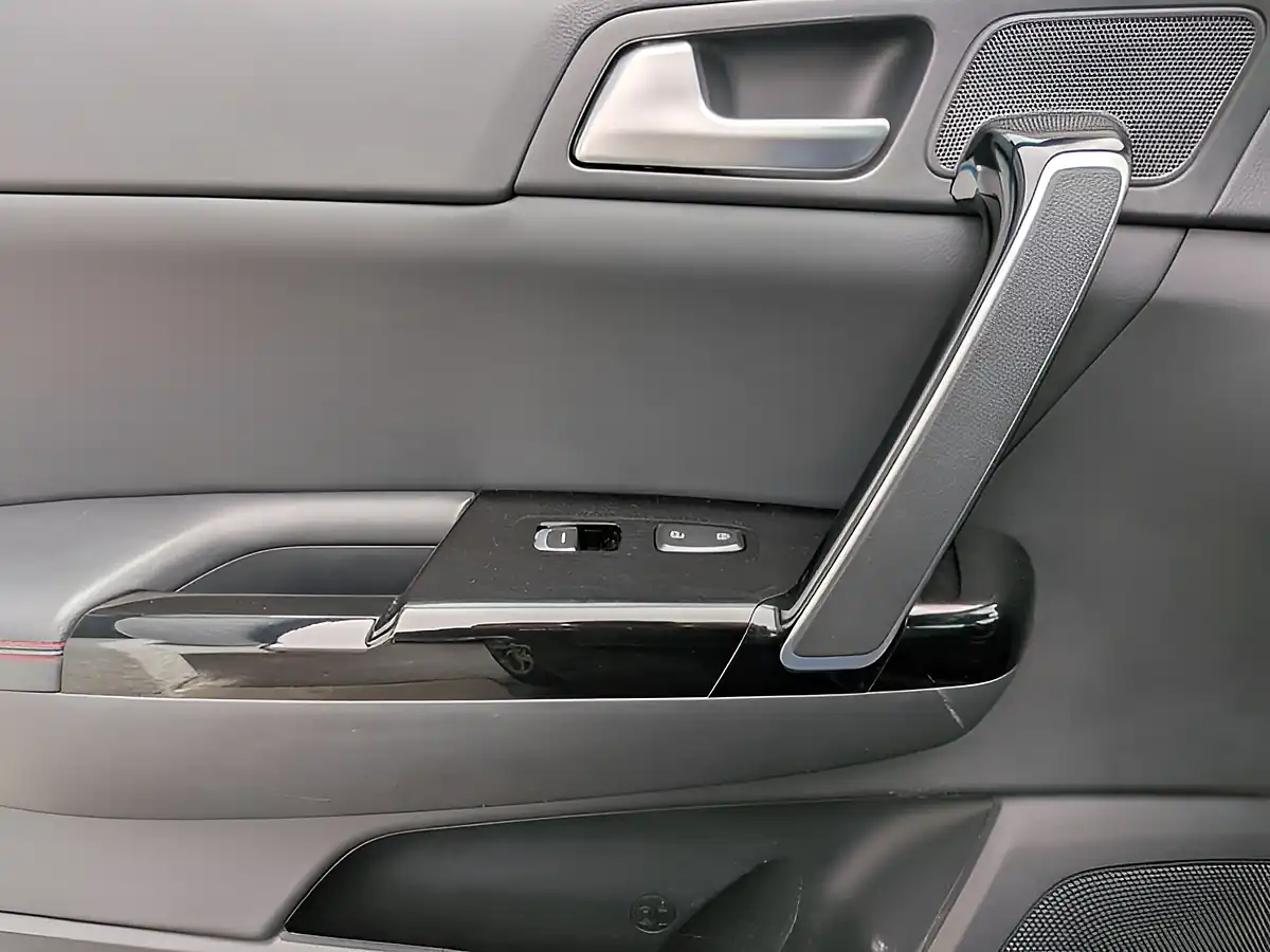 Used 2019 Kia Sportage GT-Line Blue - Interior and Exterior details 18