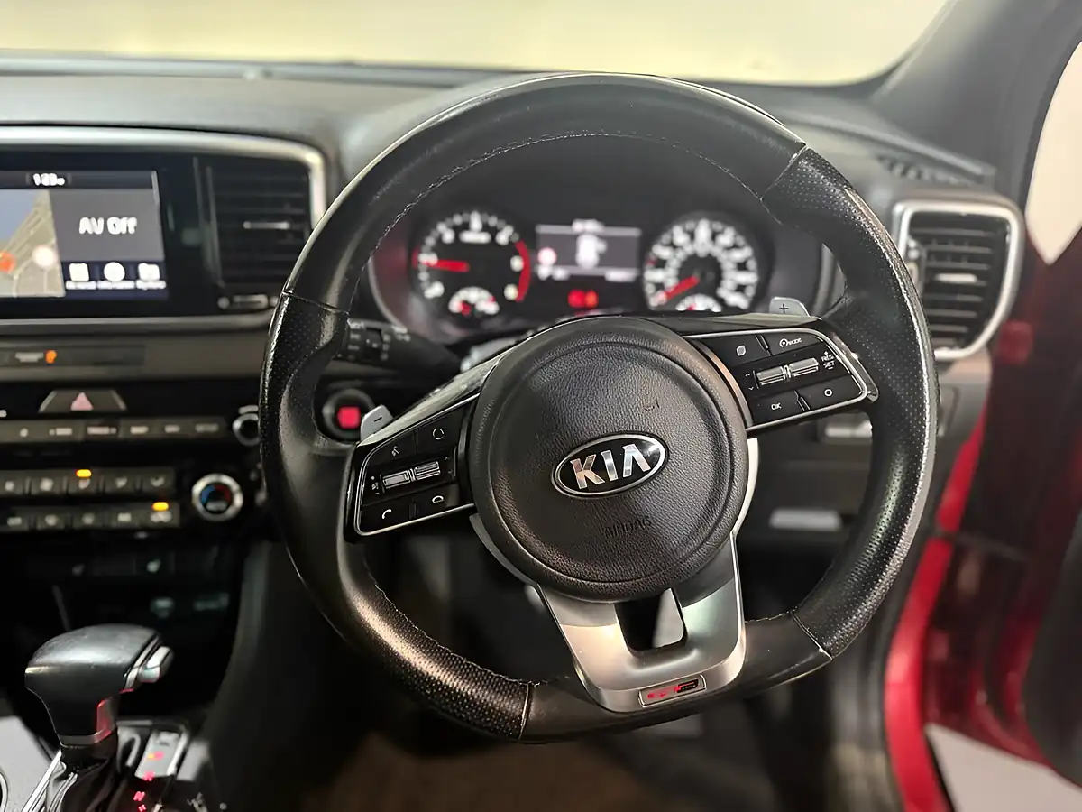 Used 2019 Kia Sportage GT-Line Red - Interior and Exterior details 7