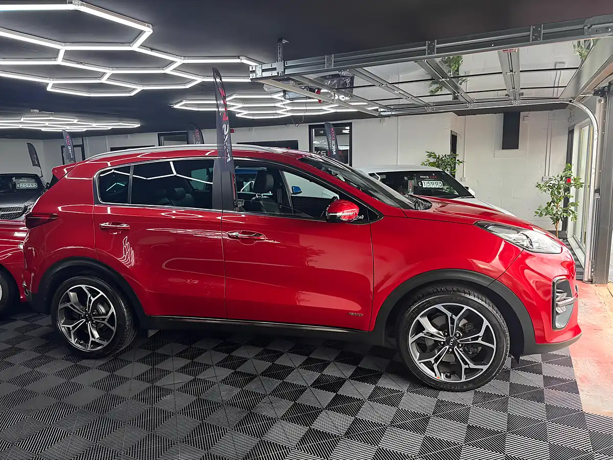 Used 2019 Kia Sportage GT-Line Red - Interior and Exterior details 5