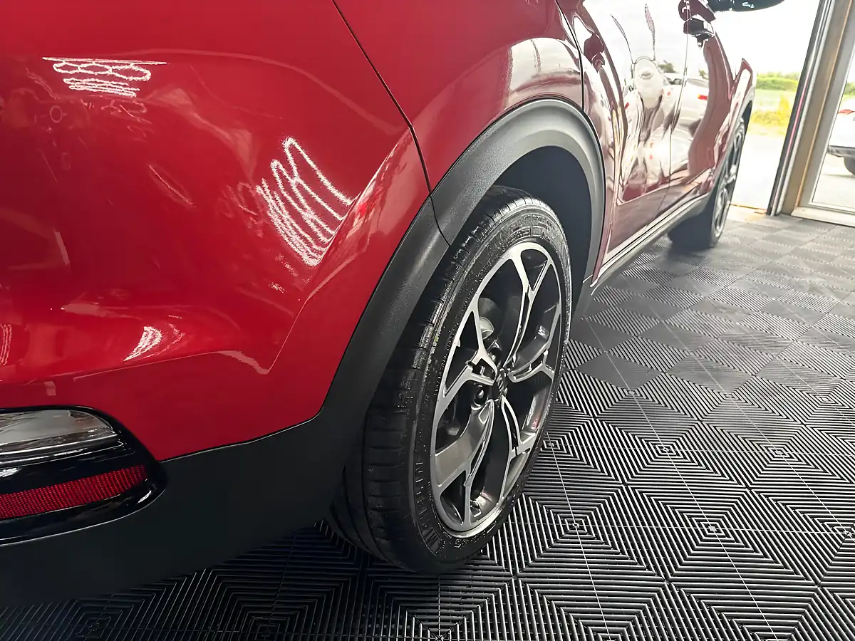 Used 2019 Kia Sportage GT-Line Red - Interior and Exterior details 9