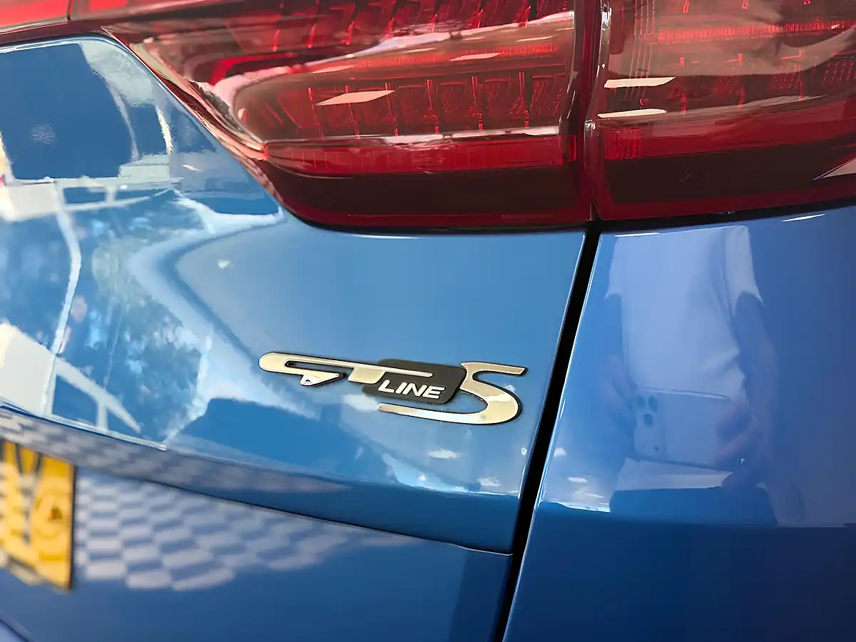 Used 2019 Kia Sportage GT-Line S Blue - Interior and Exterior details 9