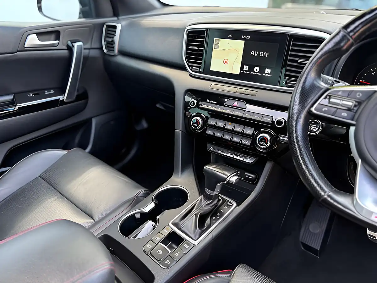 Used 2019 Kia Sportage GT-Line S Copper Stone - Interior and Exterior details 10