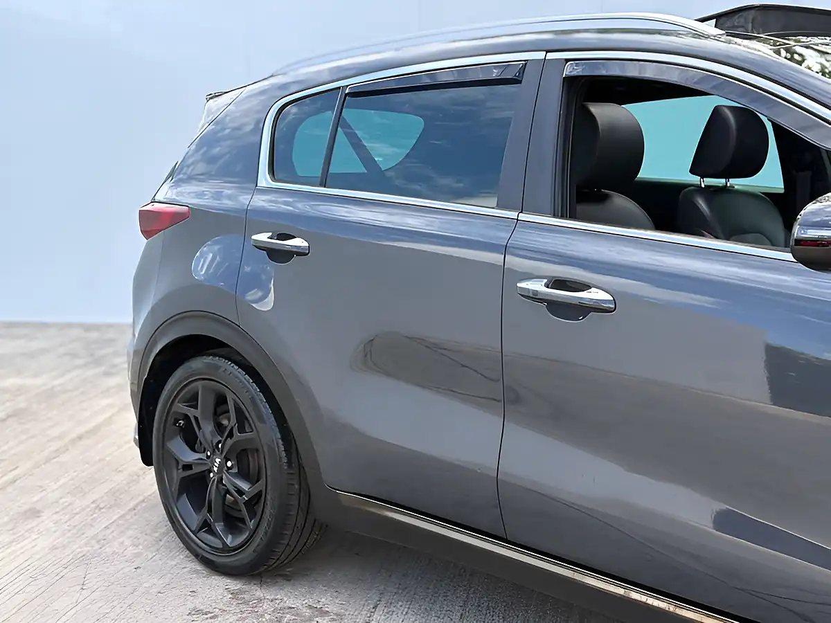 Used 2019 Kia Sportage GT-Line S Copper Stone - Interior and Exterior details 5