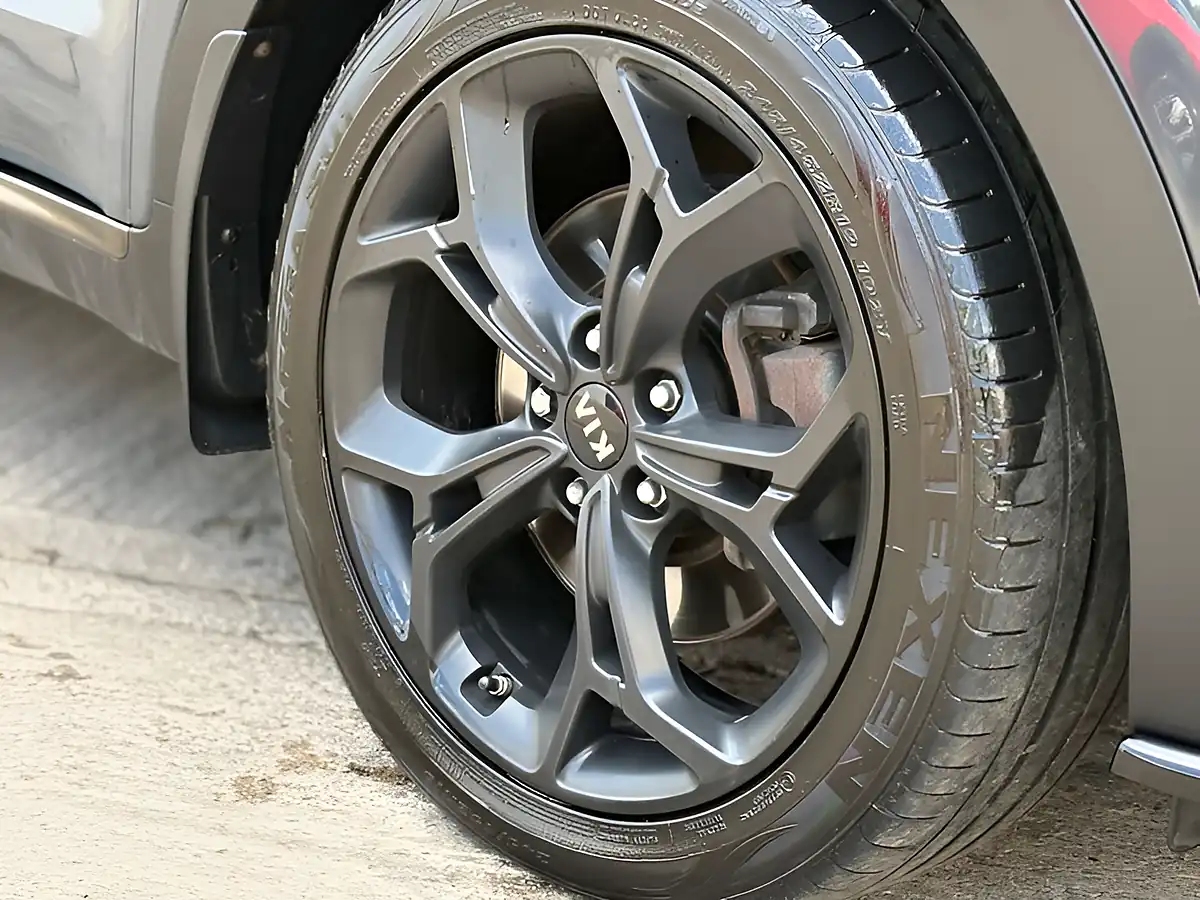 Used 2019 Kia Sportage GT-Line S Copper Stone - Interior and Exterior details 6