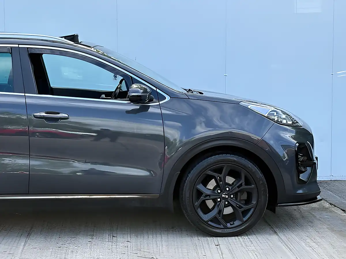 Used 2019 Kia Sportage GT-Line S Copper Stone - Interior and Exterior details 9