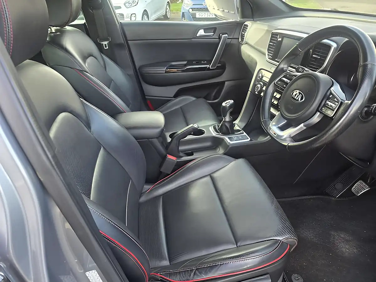 Used 2019 Kia Sportage GT-Line Silver - Interior and Exterior details 13