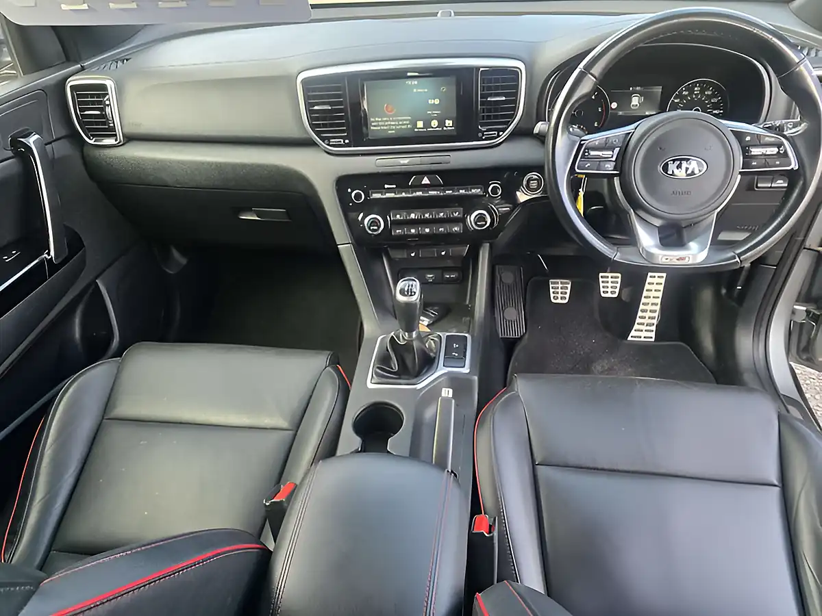 Used 2019 Kia Sportage GT-Line Silver - Interior and Exterior details 16