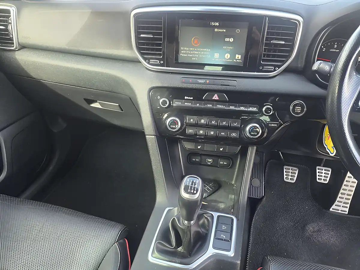 Used 2019 Kia Sportage GT-Line Silver - Interior and Exterior details 17