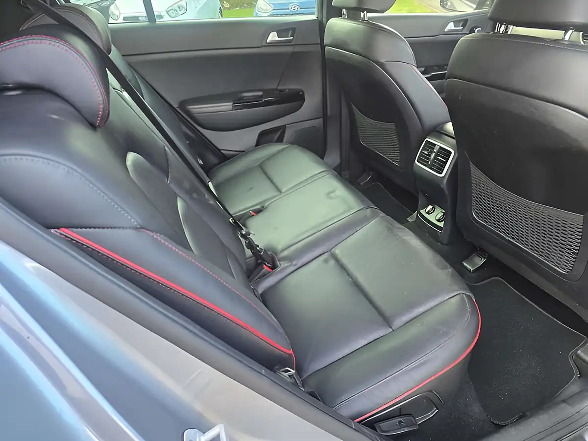 Used 2019 Kia Sportage GT-Line Silver - Interior and Exterior details 19