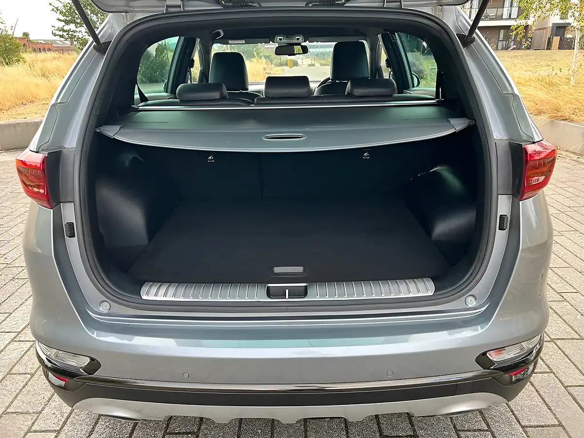 Used 2019 Kia Sportage GT-Line Silver - Interior and Exterior details 11
