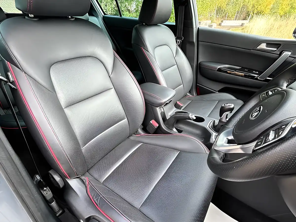 Used 2019 Kia Sportage GT-Line Silver - Interior and Exterior details 12