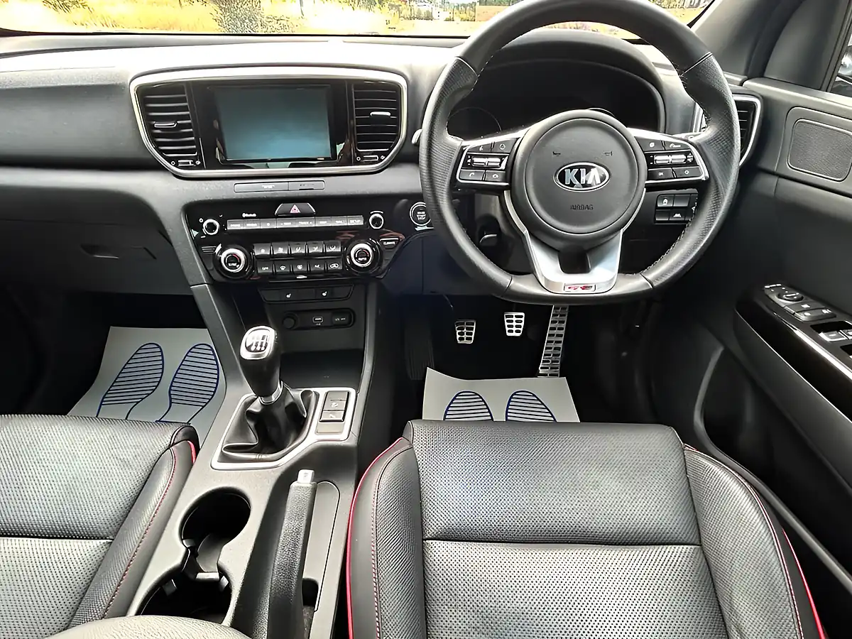 Used 2019 Kia Sportage GT-Line Silver - Interior and Exterior details 14
