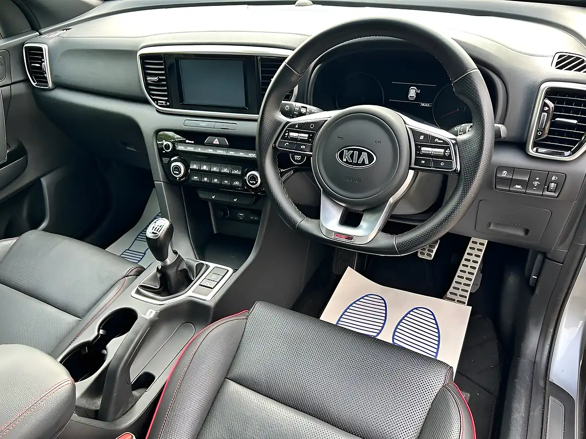 Used 2019 Kia Sportage GT-Line Silver - Interior and Exterior details 3
