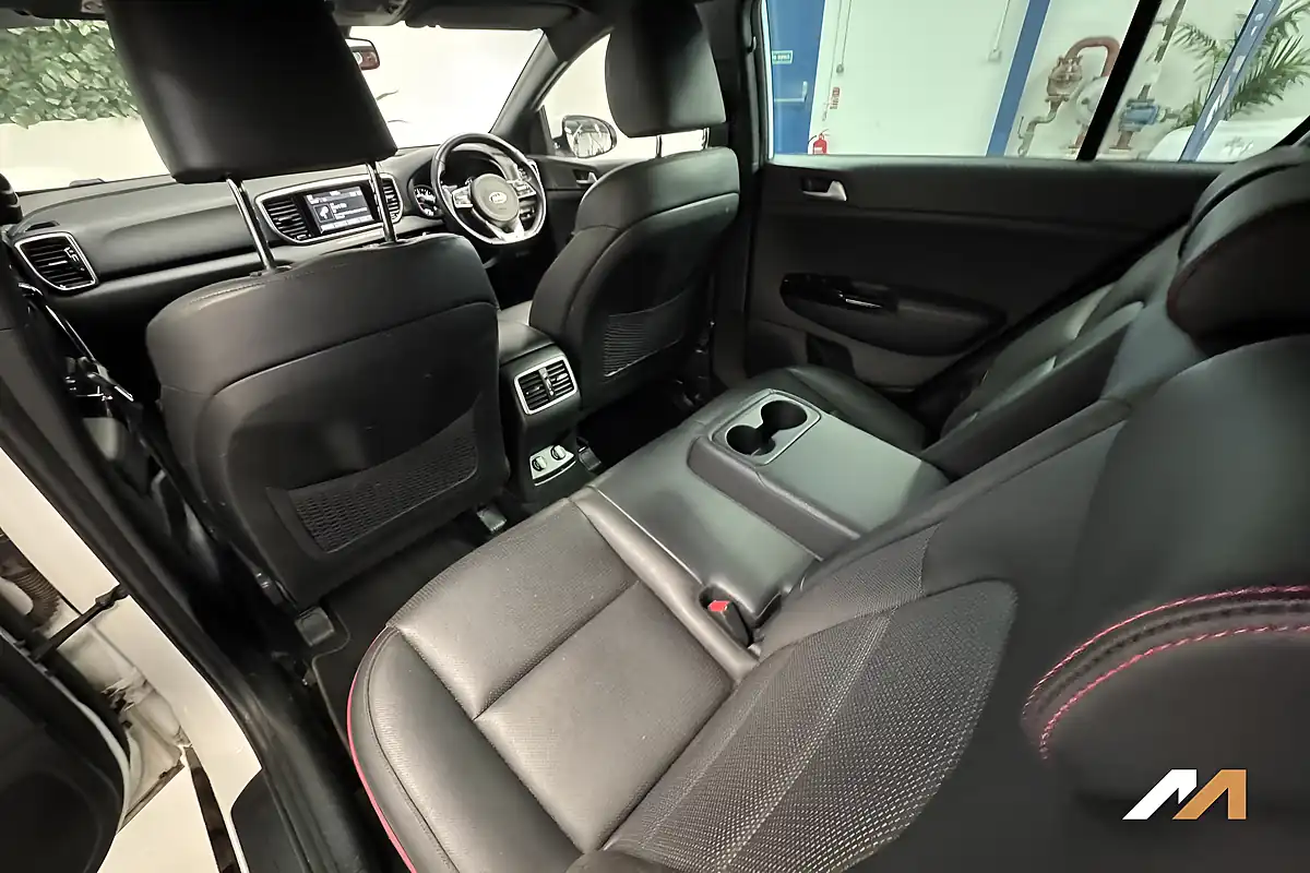Used 2019 Kia Sportage GT-Line White - Interior and Exterior details 15