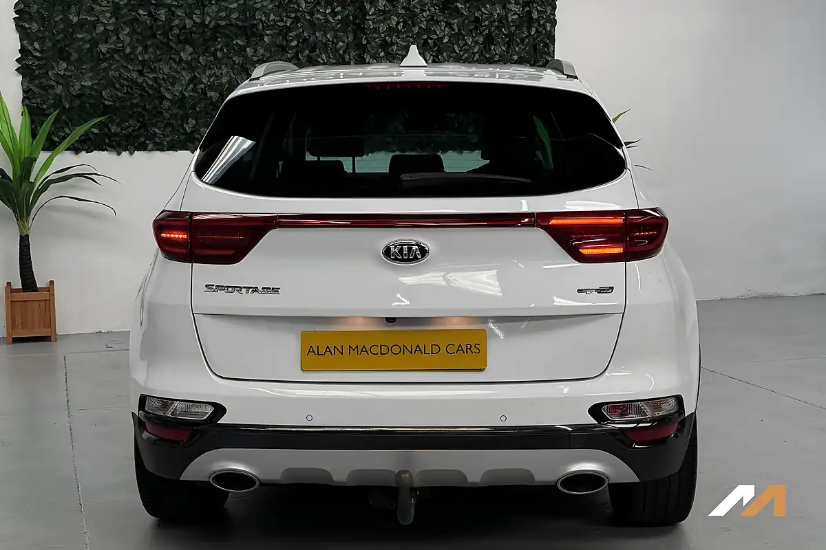 Used 2019 Kia Sportage GT-Line White - Interior and Exterior details 19