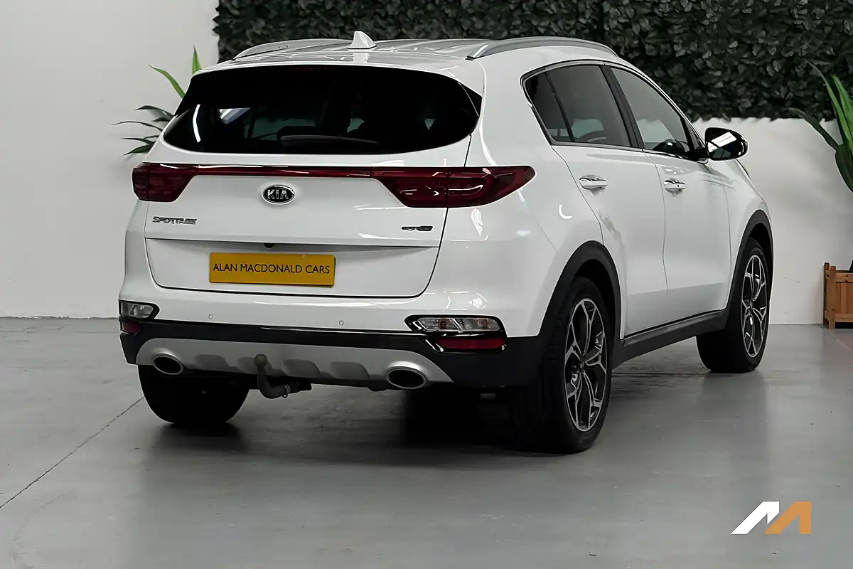 Used 2019 Kia Sportage GT-Line White - Interior and Exterior details 2