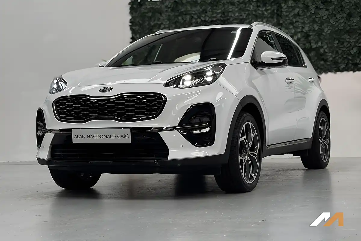 Used 2019 Kia Sportage GT-Line White - Interior and Exterior details 5