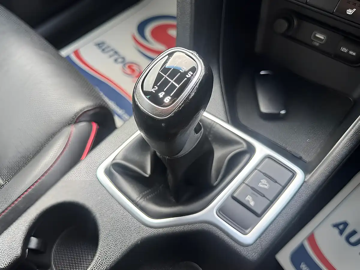 Used 2019 Kia Sportage GT-Line White - Interior and Exterior details 16