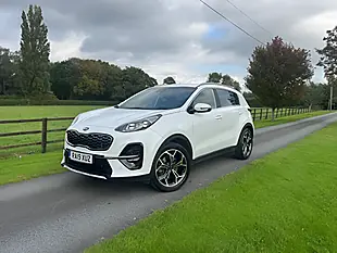 Used 2019 Kia Sportage GT-Line White - Interior and Exterior details 8