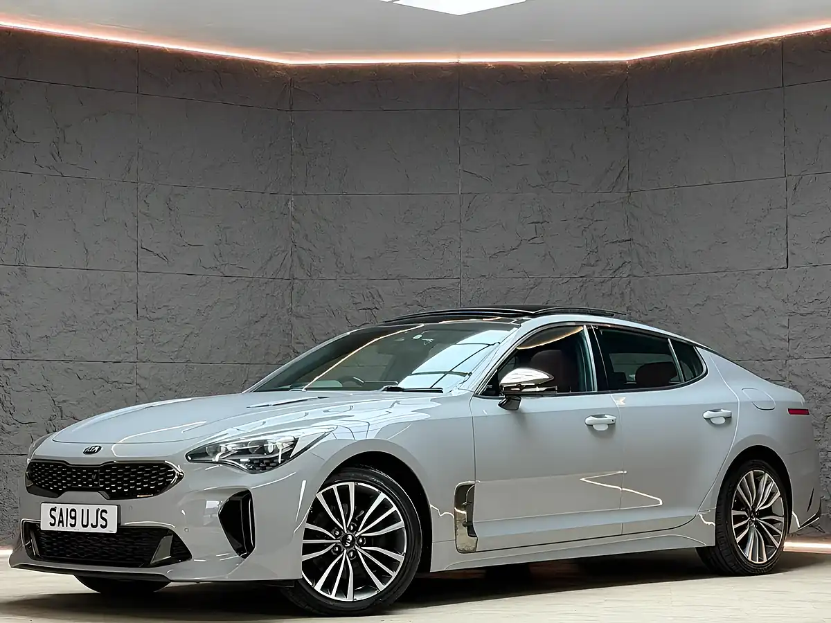 Used 2019 Kia Stinger GT-Line S Gran Turismo Grey - Front View
