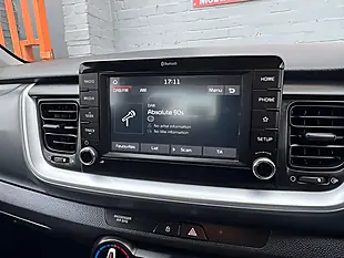 Used 2019 Kia Stonic 2 Black - Interior and Exterior details 13