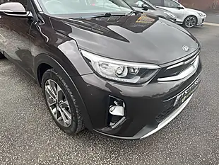 Used 2019 Kia Stonic 2 Brown - Interior and Exterior details 10