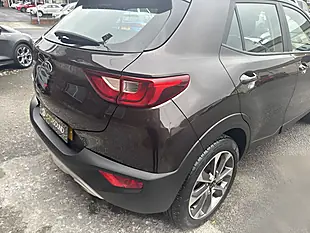 Used 2019 Kia Stonic 2 Brown - Interior and Exterior details 13