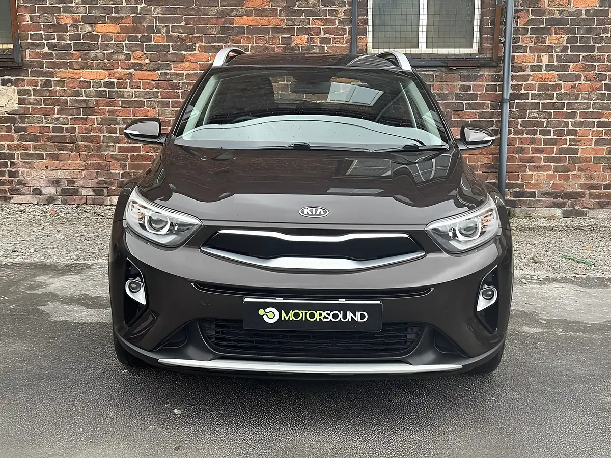 Used 2019 Kia Stonic 2 Brown - Interior and Exterior details 2