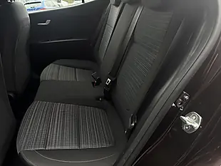 Used 2019 Kia Stonic 2 Brown - Interior and Exterior details 8