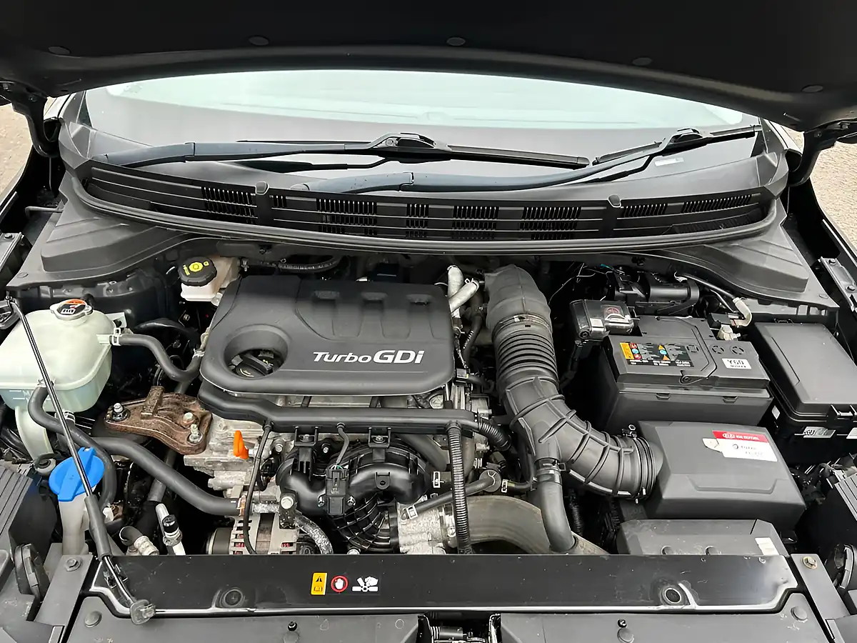Used 2019 Kia Stonic 2 Grey - Interior and Exterior details 14