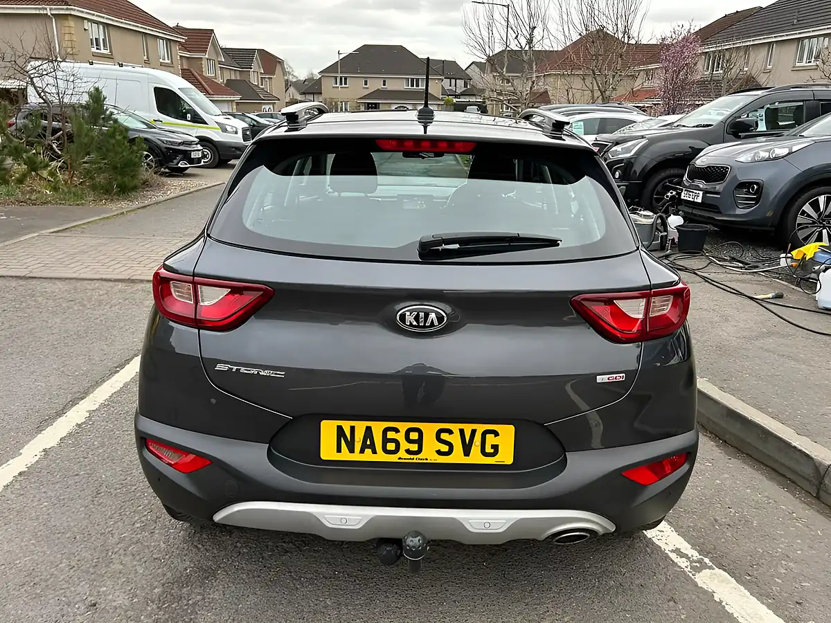 Used 2019 Kia Stonic 2 Grey - Interior and Exterior details 5